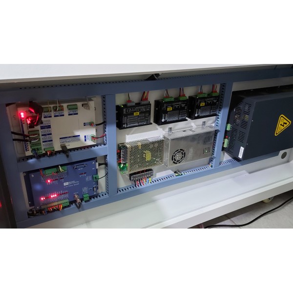 1390 Metal non metal CO2 MIXED 200w Laser machine 